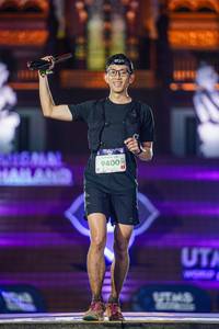 BIB: 9400
                            <button type="button" onclick="openModal(22646177)" class="btn btn-primary btn-sm float-right btn-popup" data-toggle="modal" data-target=".modal-high-quality">
                        <i class="fas fa-shopping-cart"></i> Add to Cart
                    </button>
                                            <button type="button" onclick="isThisMe(22646177, true)" class="btn btn-success btn-sm float-right btn-popup btn-isme hidden" data-toggle="tooltip" data-placement="bottom" title="นี่คือรูปของคุณใช่ไหม คลิกที่นี่เพื่อเอาเข้าอัลบั้ม">
                        <i class="fas fa-plus"></i> Add to album
                    </button>
                    <button type="button" onclick="isThisMe(22646177, false)" class="btn btn-warning btn-sm float-right btn-popup btn-isnotme hidden">
                        <i class="fas fa-ban"></i> Remove from album
                    </button>